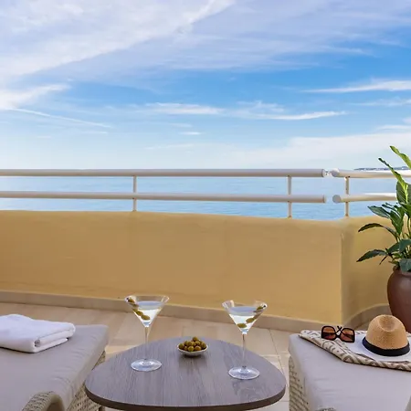 Infinity Blue Penthouse Holiday home