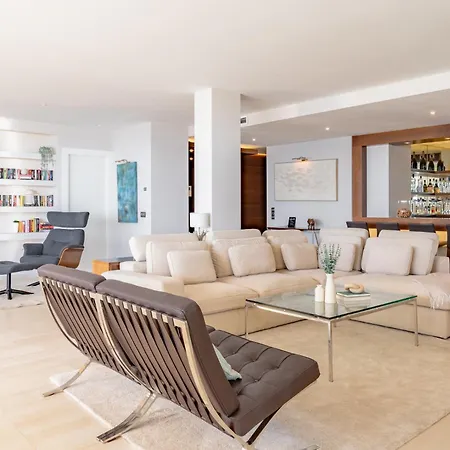 Infinity Blue Penthouse *